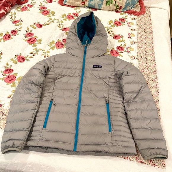 Patagonia jacket. Throw me your offer - Picture 1 of 4